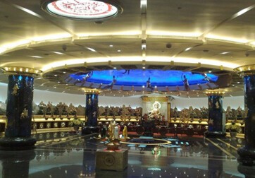 JiuLong Railway Station hotel restaurant